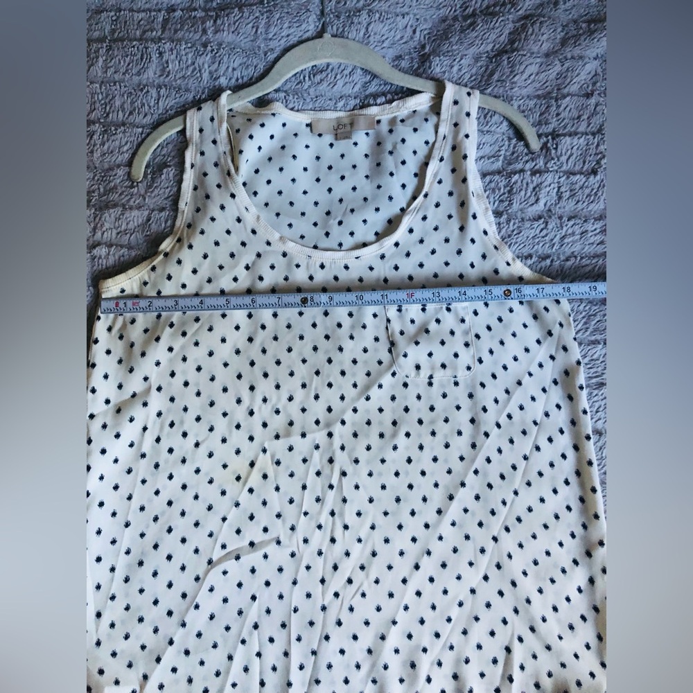 LOFT Ivory and Navy Patterned Top - Picture 6 of 8